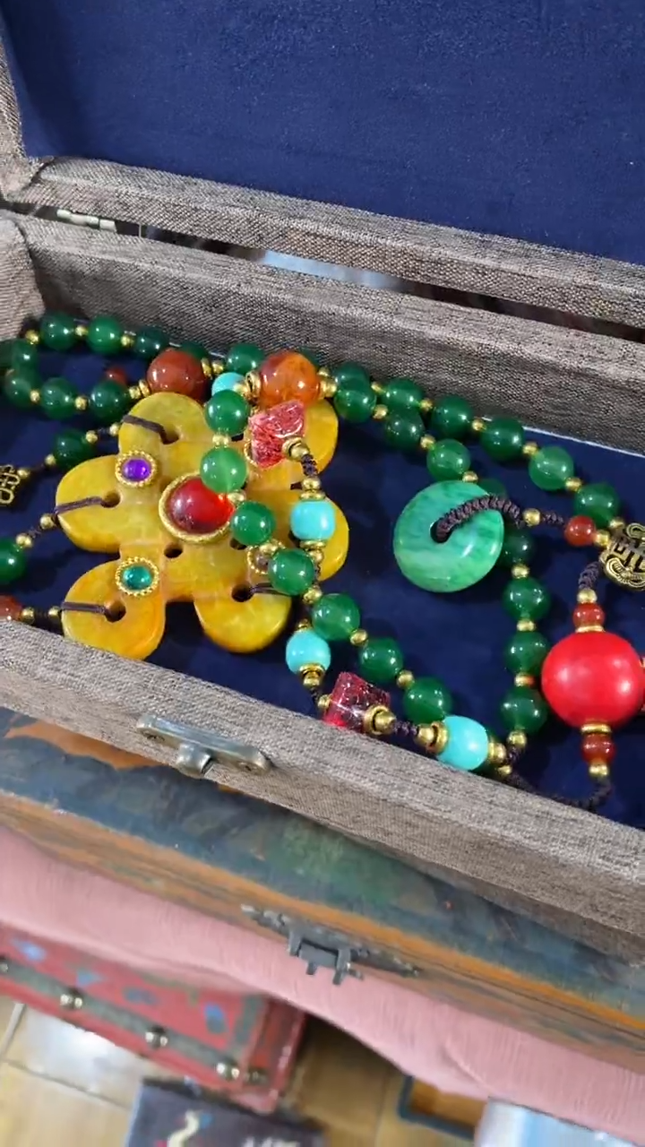 【闪购商品】宫廷影视老旧工艺摆件