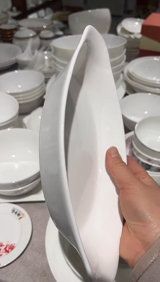 瓷中号烤鱼斗1个白瓷