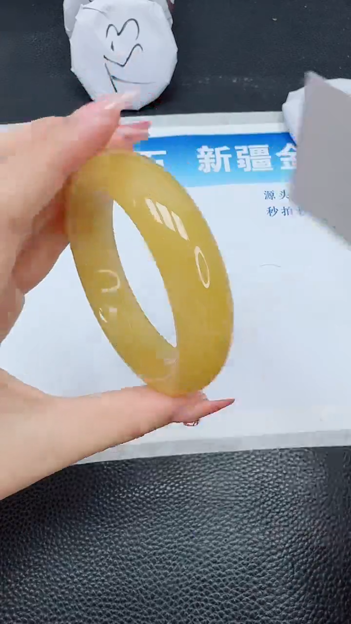 【闪购商品】石英质玉手镯未镶嵌298