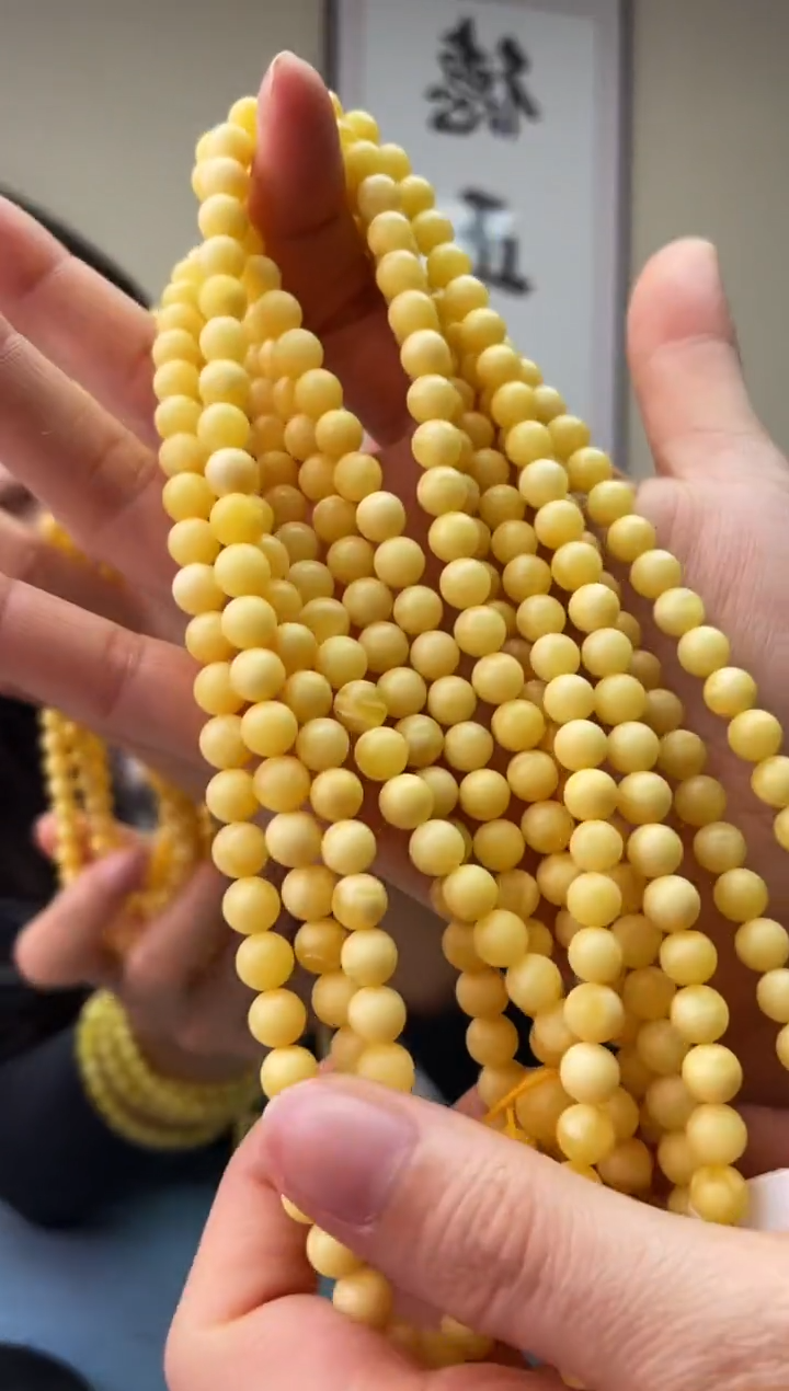 琥珀未镶嵌珠宝奇石T019 6假一罚十，多样性发一件