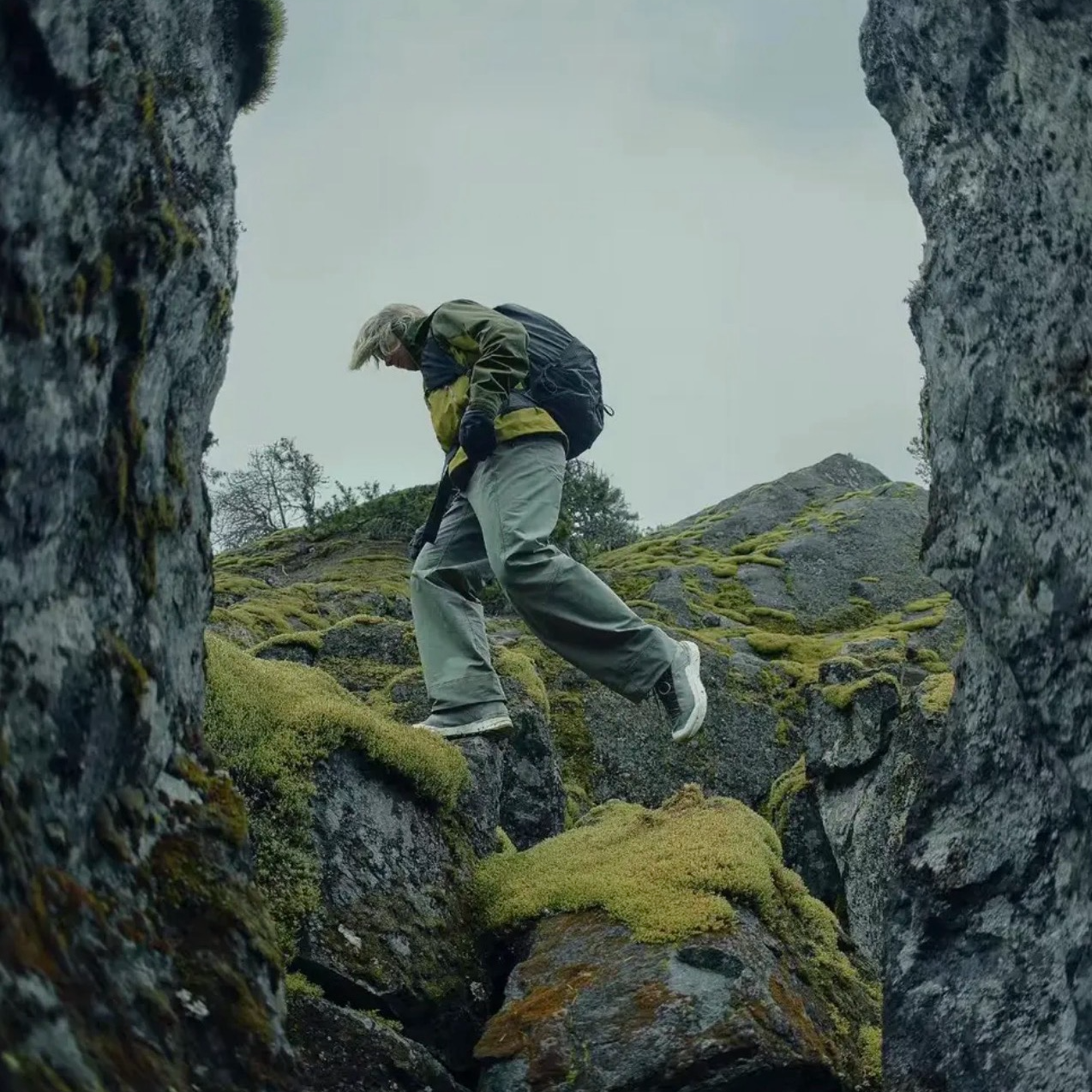 【羽绒系列】立领三防90白鸭绒抗寒轻盈保暖羽绒服AML-9918