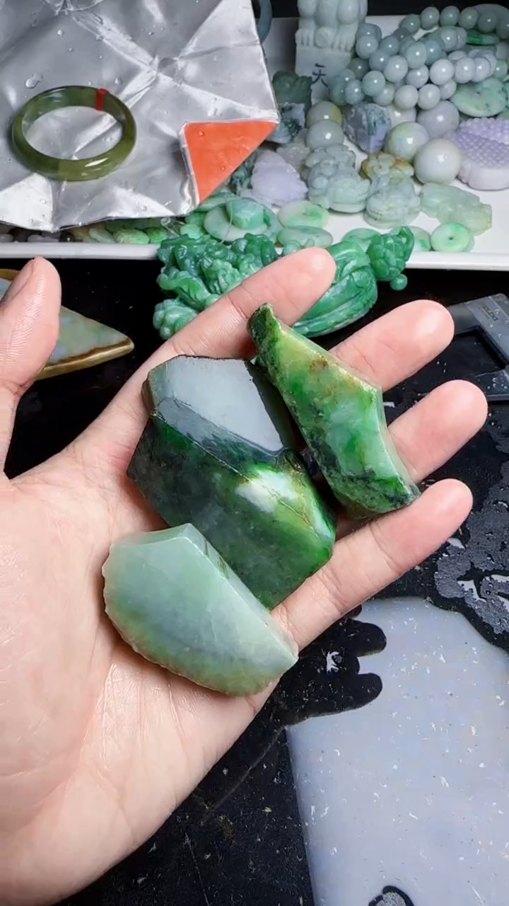 颈饰未镶嵌翡翠025