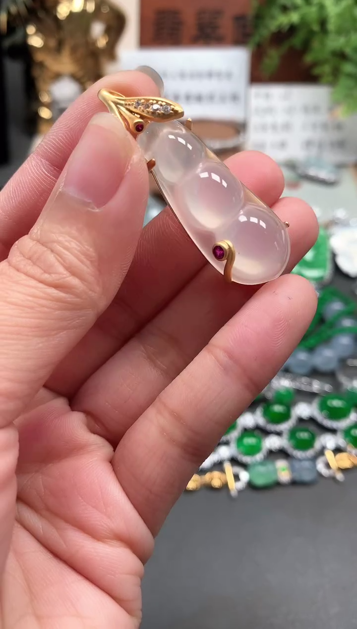 【闪购商品】玛瑙/玉髓颈饰合金吊坠