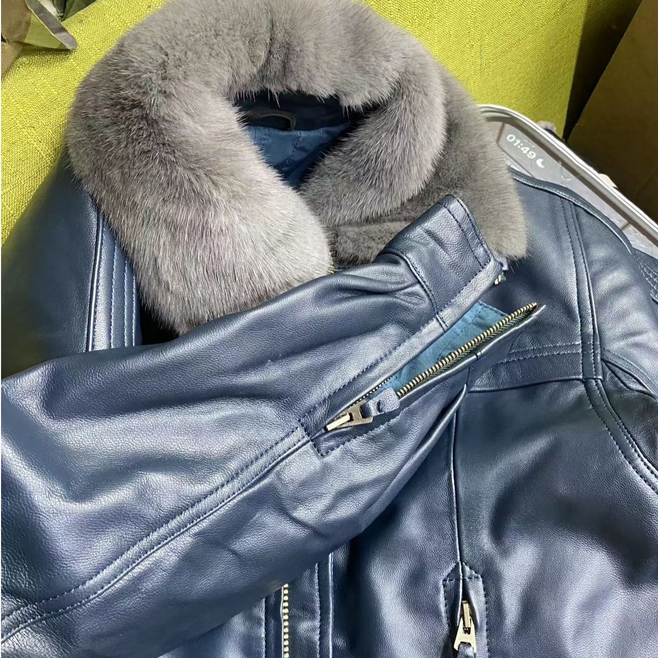 冬飞柔软飞皮衣外套