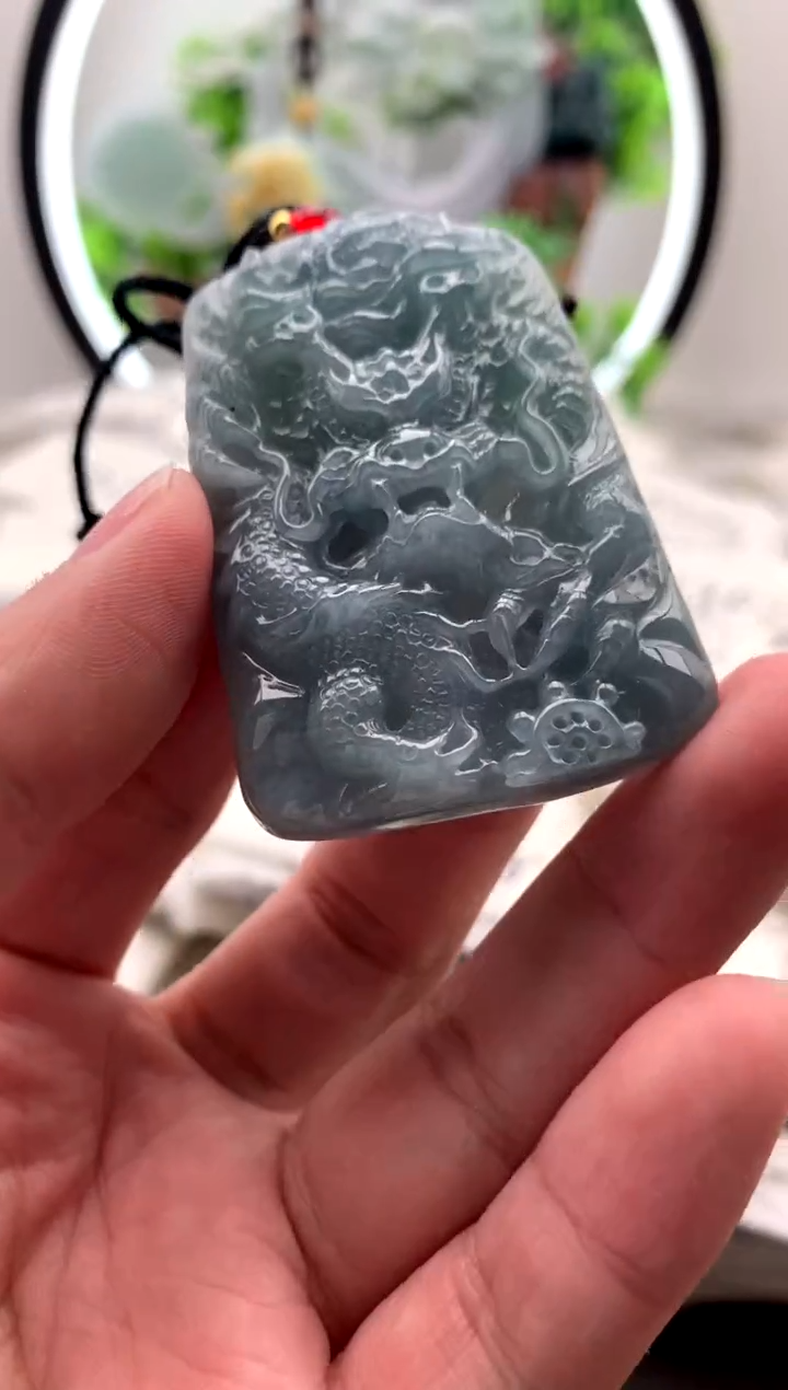 【闪购商品】翡翠颈饰未镶嵌龙牌【品质一般能接受再拍】