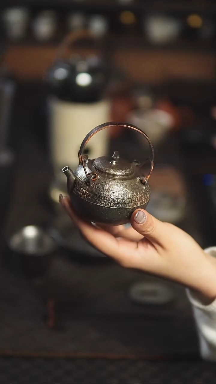 【闪购商品】潘正手作 四系提梁壶