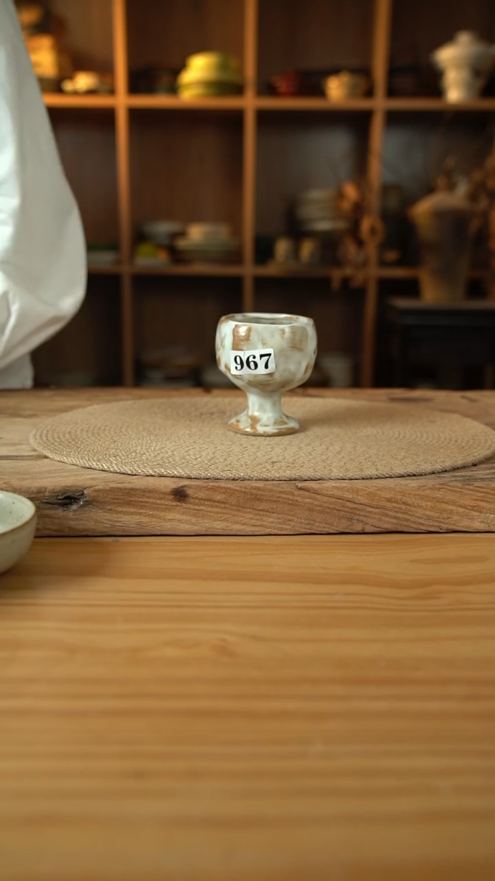 粉影系列的高脚冰激凌杯1个