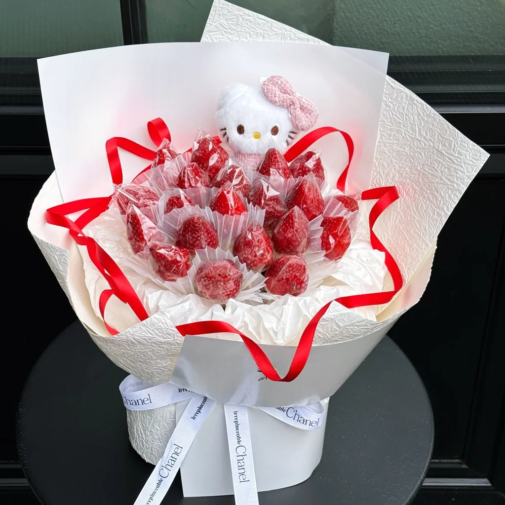 喜欢你“莓”道理【草莓花束】草莓花束约会告白生日惊喜节日仪式感送女友对象闺蜜鲜花同城配送小时达