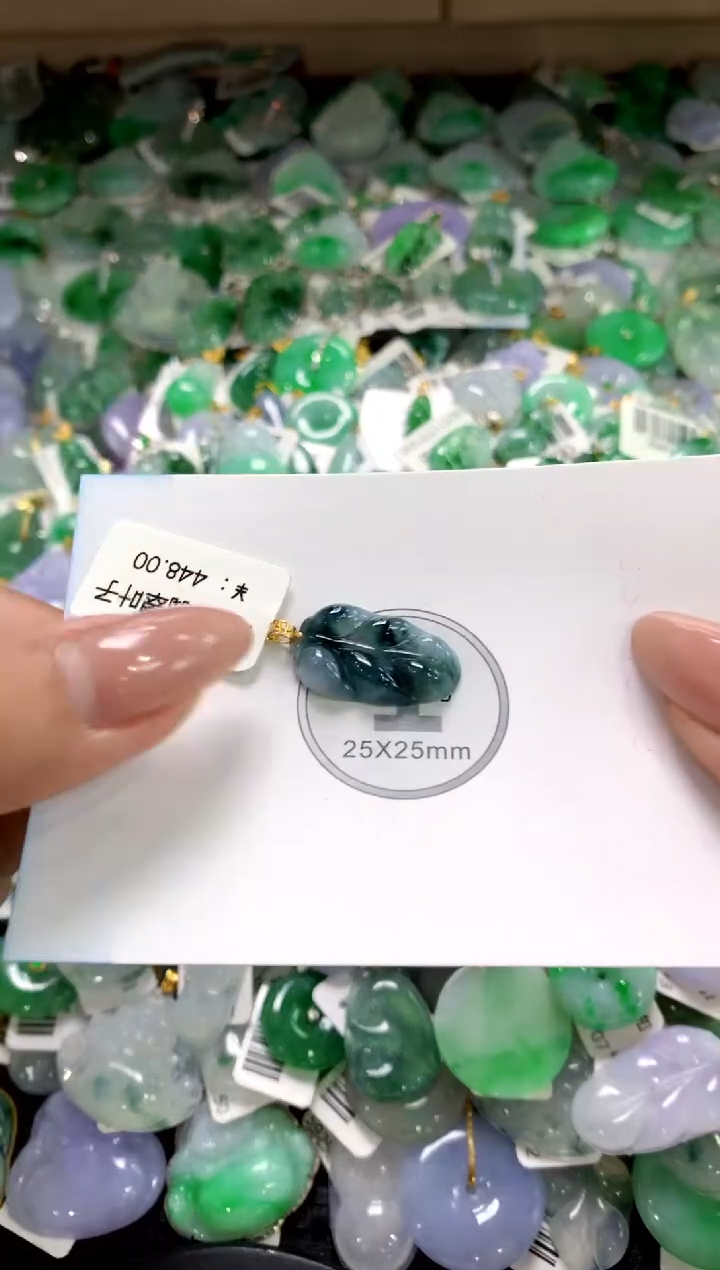 颈饰18K金镶嵌翡翠11111111111111111