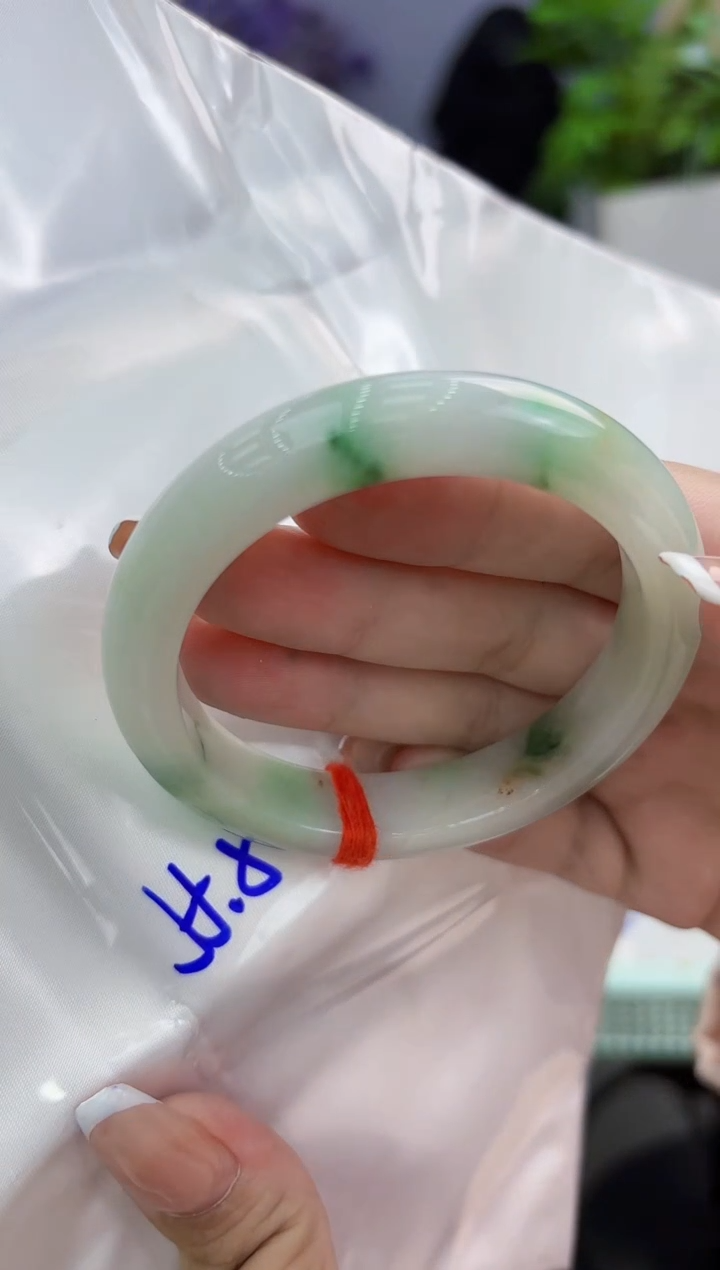 【闪购商品】翡翠手镯未镶嵌翡翠手镯