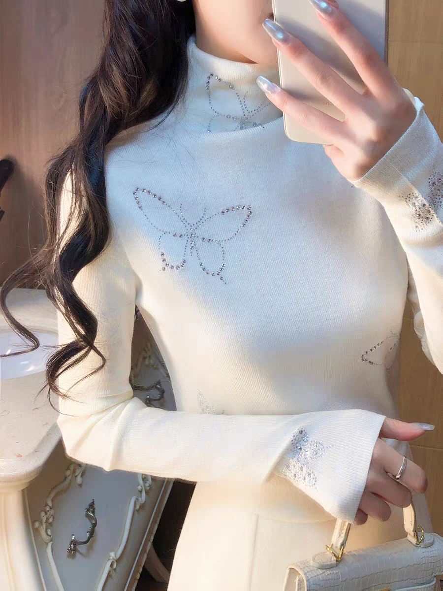 2025秋冬新款女装洋气减龄百搭显瘦时尚打底半高领长袖针织上衣