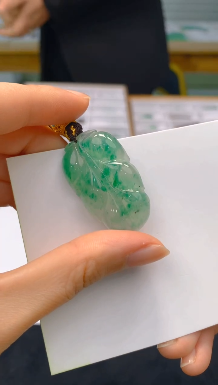 【闪购商品】石英质玉颈饰未镶嵌136