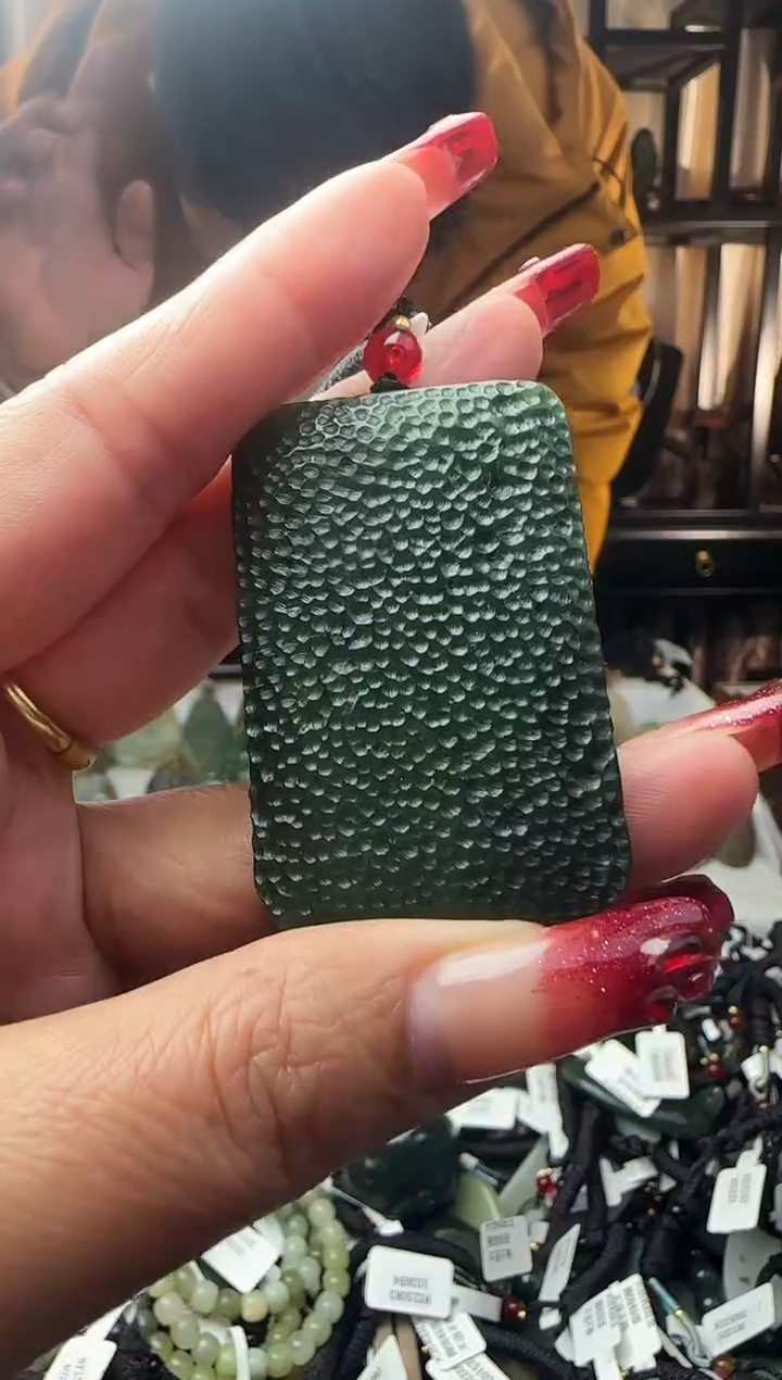 颈饰未镶嵌和田玉和田玉吊坠38