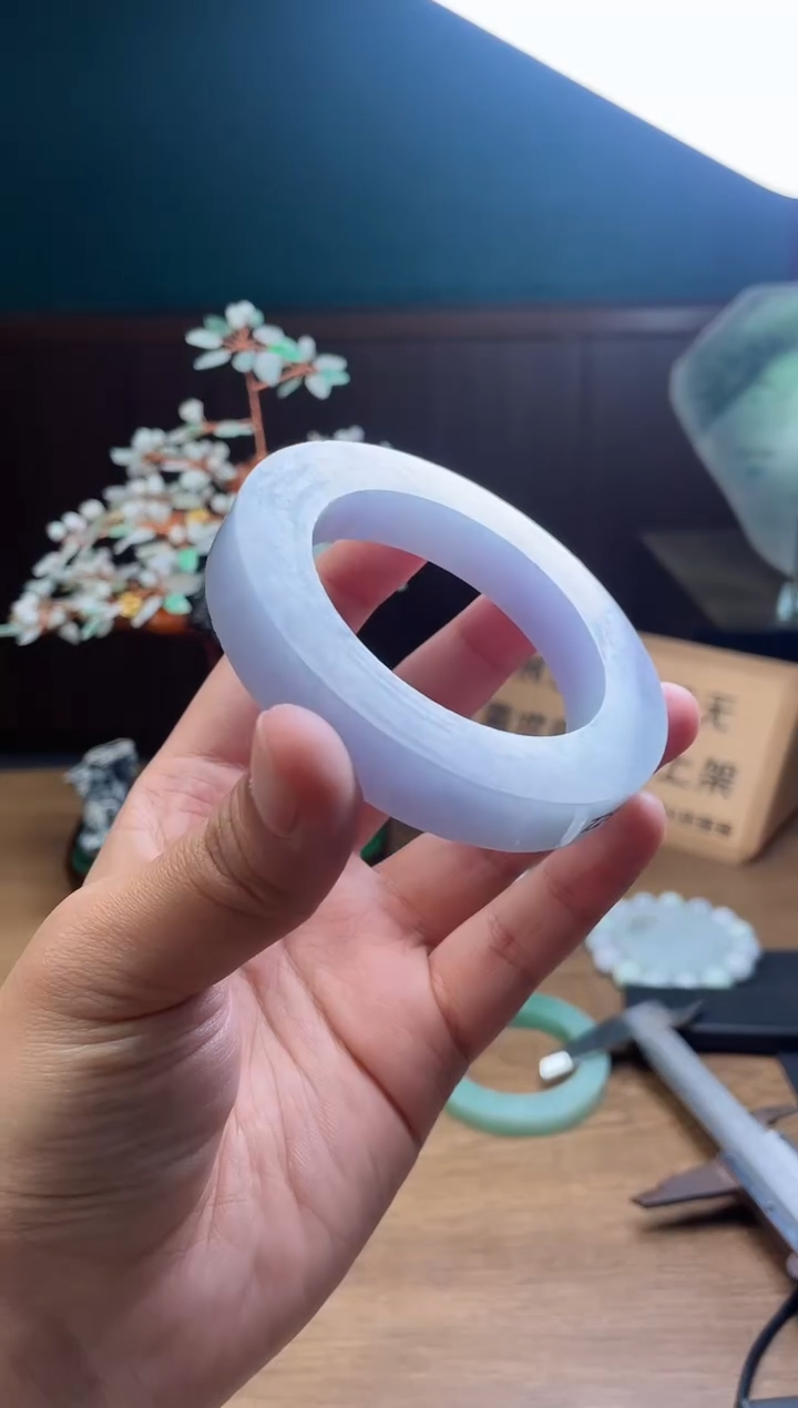 【闪购商品】定制翡翠手镯未镶嵌定制