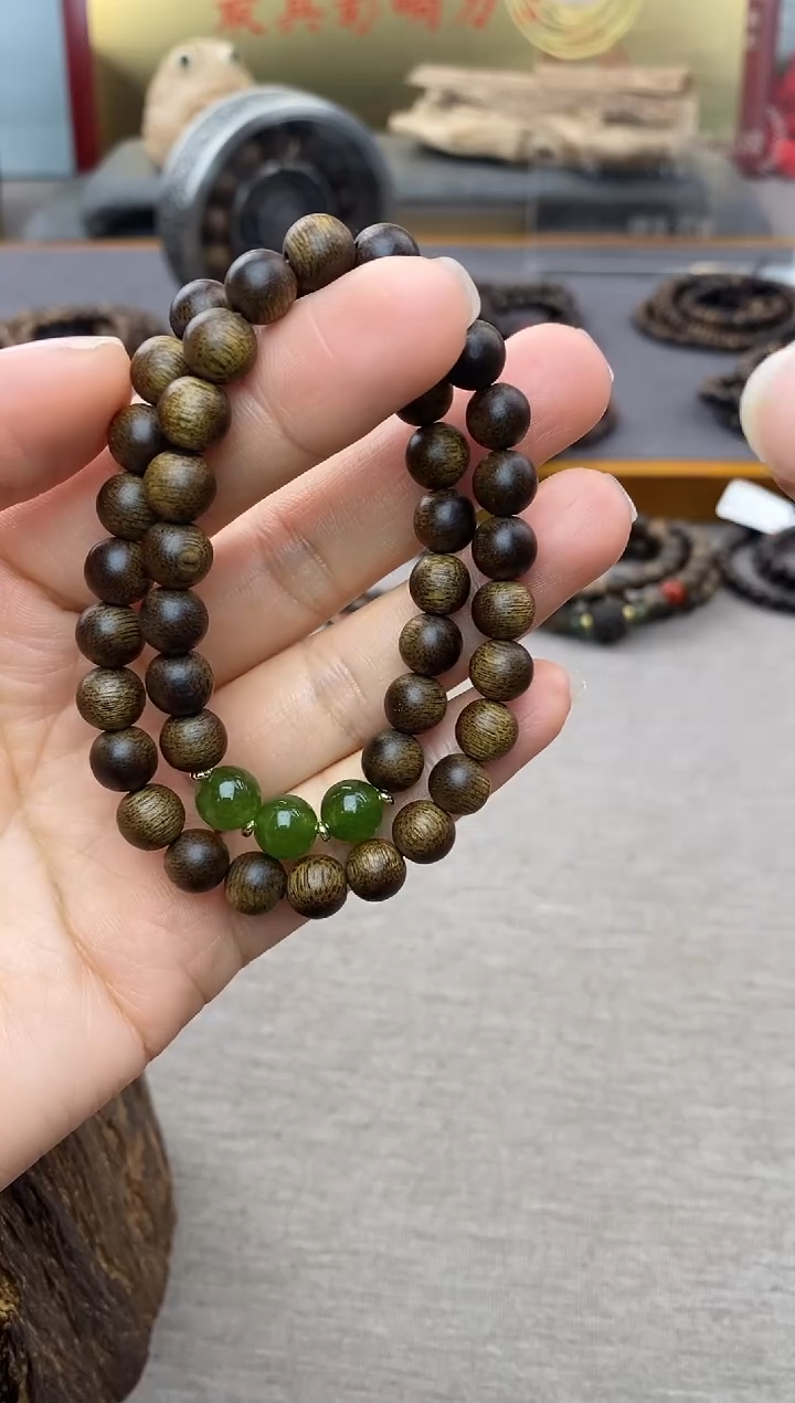 【闪购商品】沉香手串双圈芽庄玉化白棋楠0.8沉水+配饰