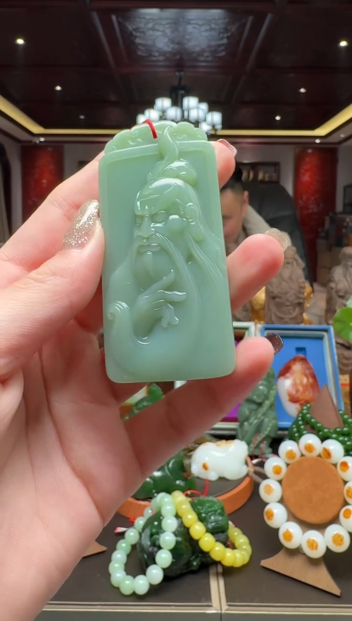 未镶嵌和田玉挂件by