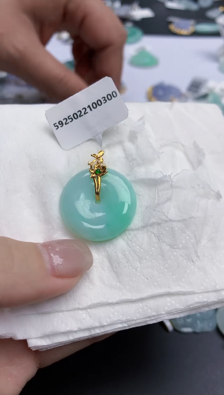 【闪购商品】翡翠颈饰18K金镶嵌天然缅甸翡翠A货