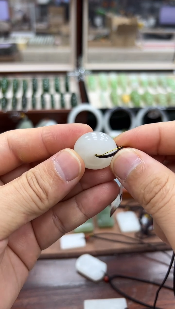 【闪购商品】和田玉吊坠未镶嵌野牛沟平安扣