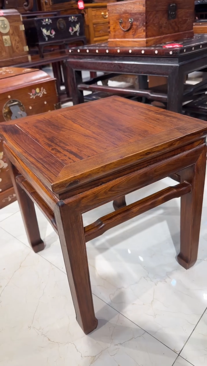 【闪购商品】木木艺黄花梨花纹方凳798.88888