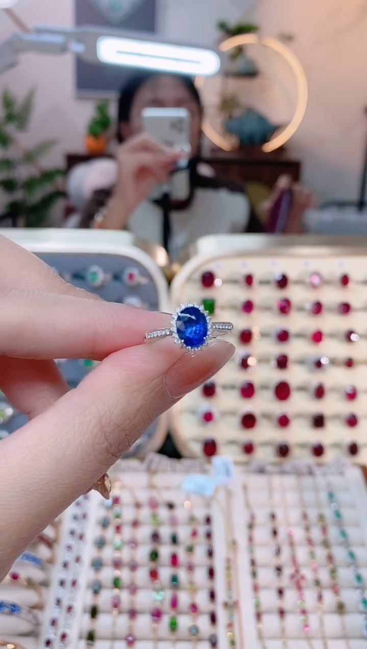 【闪购商品】蓝宝石18K金戒指18K金镶嵌1