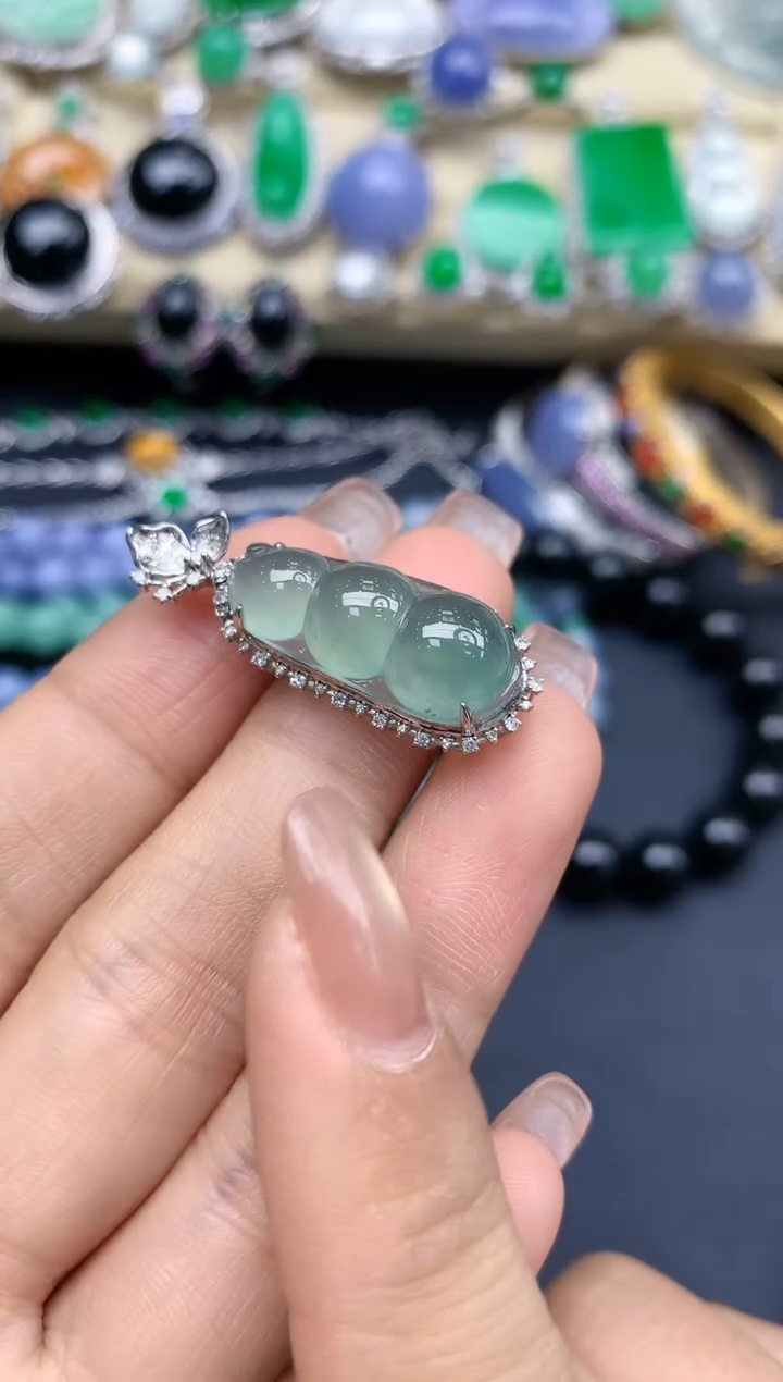 颈饰18K金镶嵌翡翠315-中国好珍宝