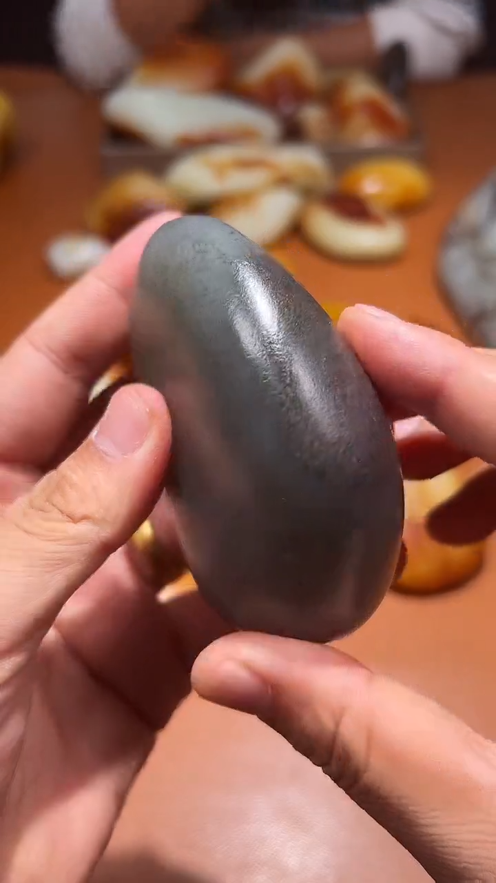 未镶嵌和田玉把件开***。和田玉