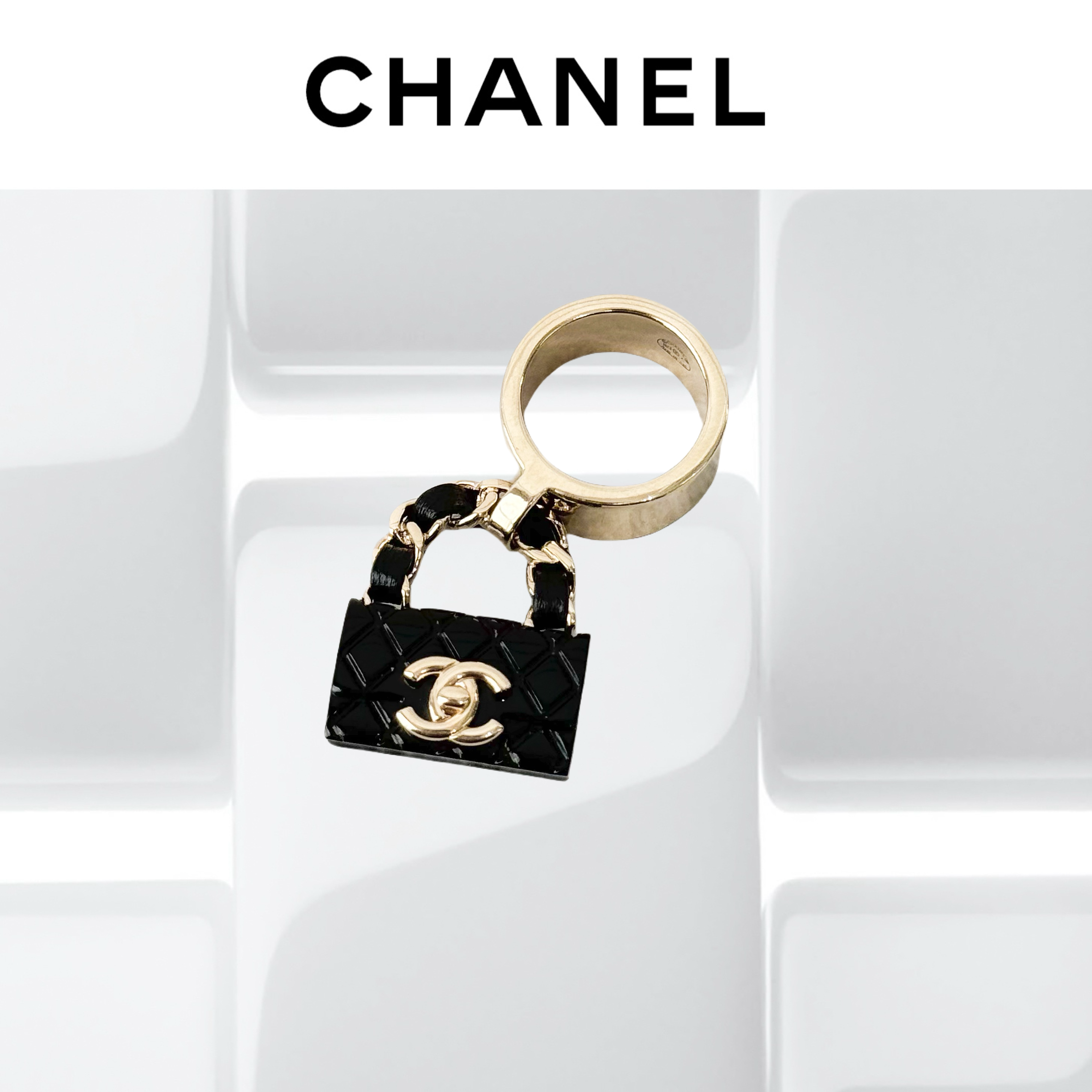 99新 Chanel/香奈儿 金色拼黑色 包包 戒指
