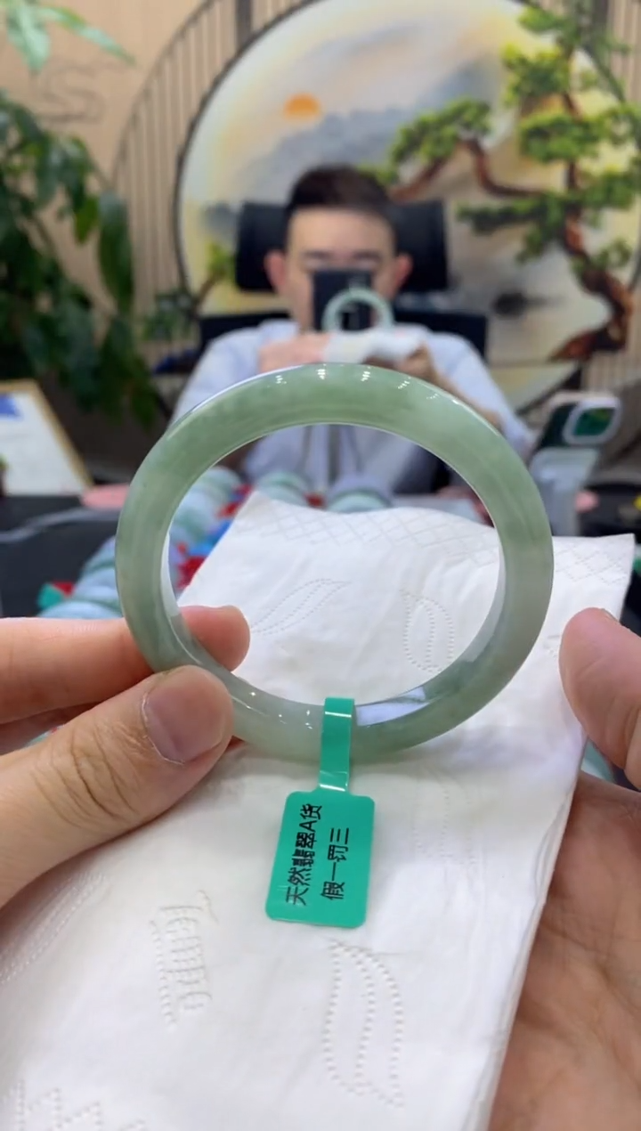 翡翠手镯未镶嵌000007108