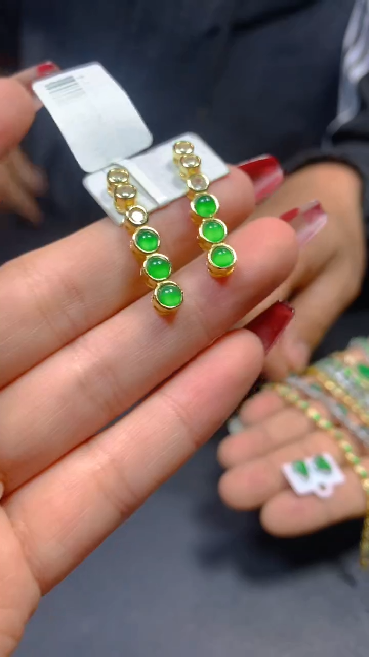 【闪购商品】翡翠耳饰未镶嵌0095512794多样性发一