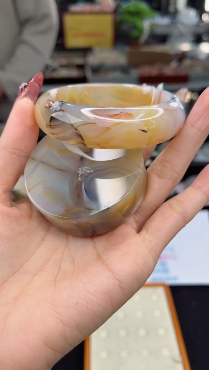 【闪购商品】石英质玉手镯未镶嵌58圈口（赠品镯心）6505069