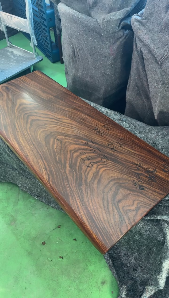 木（非红木类）进口款A977黑金檀138*60*4.5微瑕不带腿