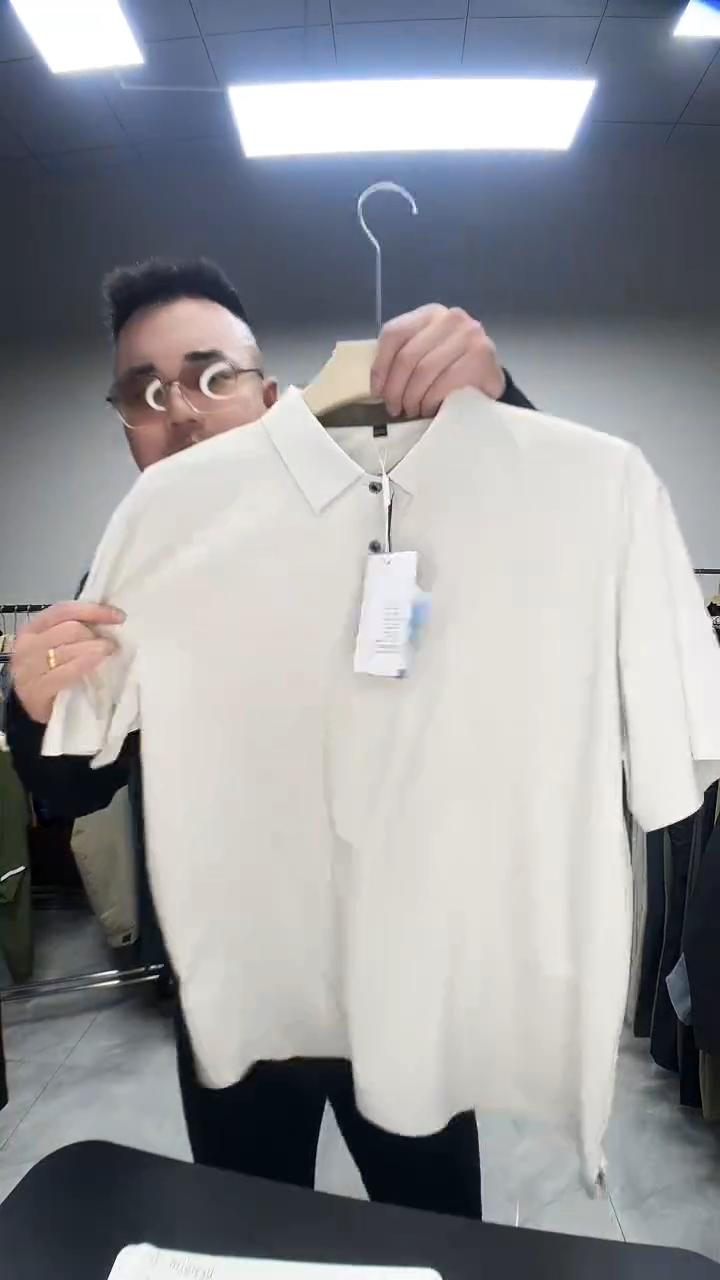 047编码男装清货孤品