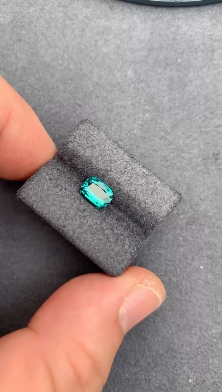 裸石未镶嵌碧玺1ct 拉贡碧玺 多样性发货