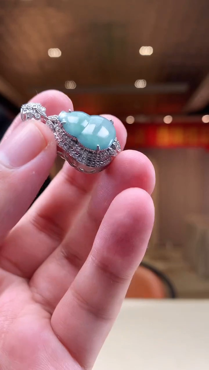 【闪购商品】翡翠颈饰未镶嵌             *13
