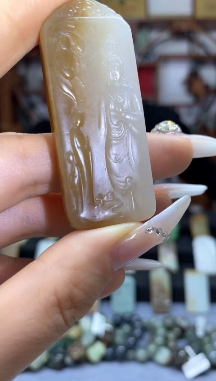 【闪购商品】和田玉挂件未镶嵌糖白观音
