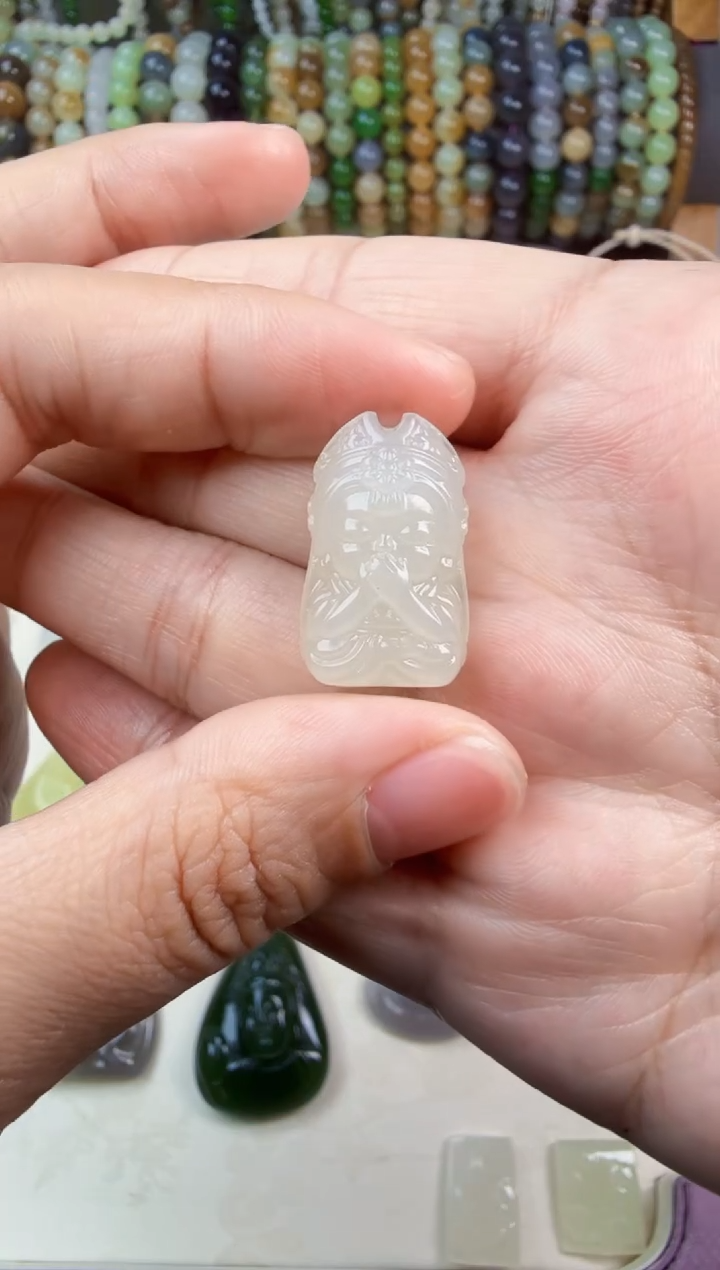 颈饰未镶嵌和田玉?**?扎基拉姆吊坠