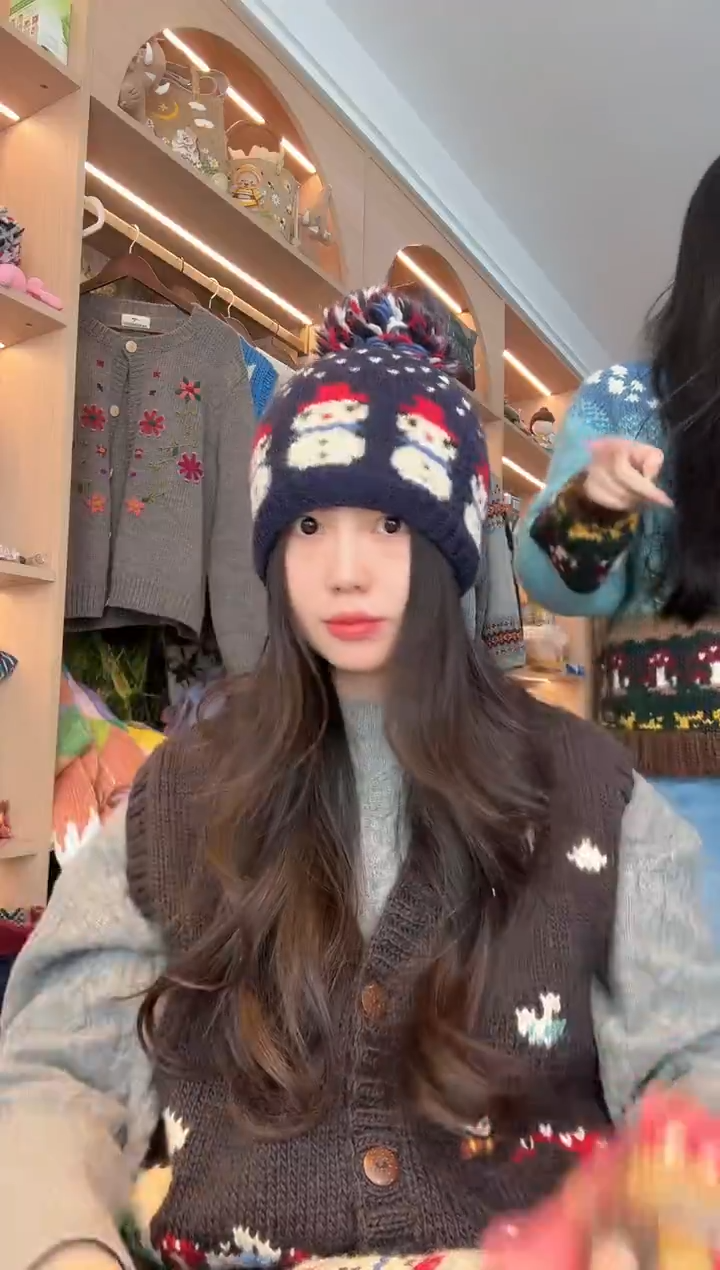 羊毛美丽如藏青色雪人帽