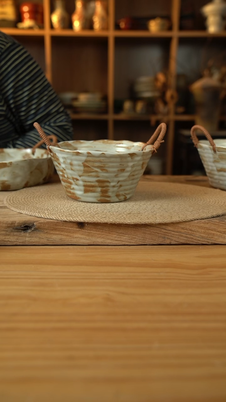 211粉影系列的7.5英寸外螺纹麻绳桶1个