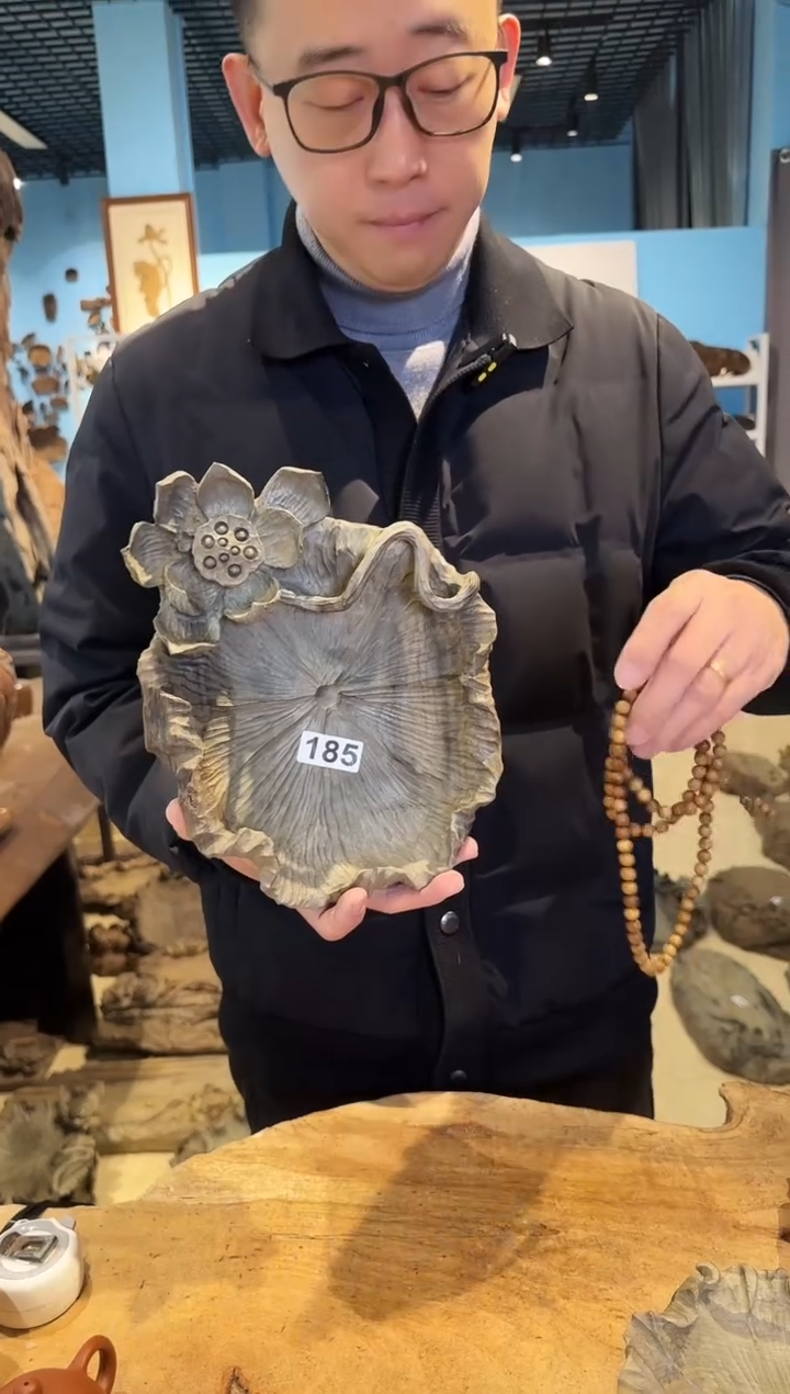 木185号乌木金丝楠果盘+0.8手串