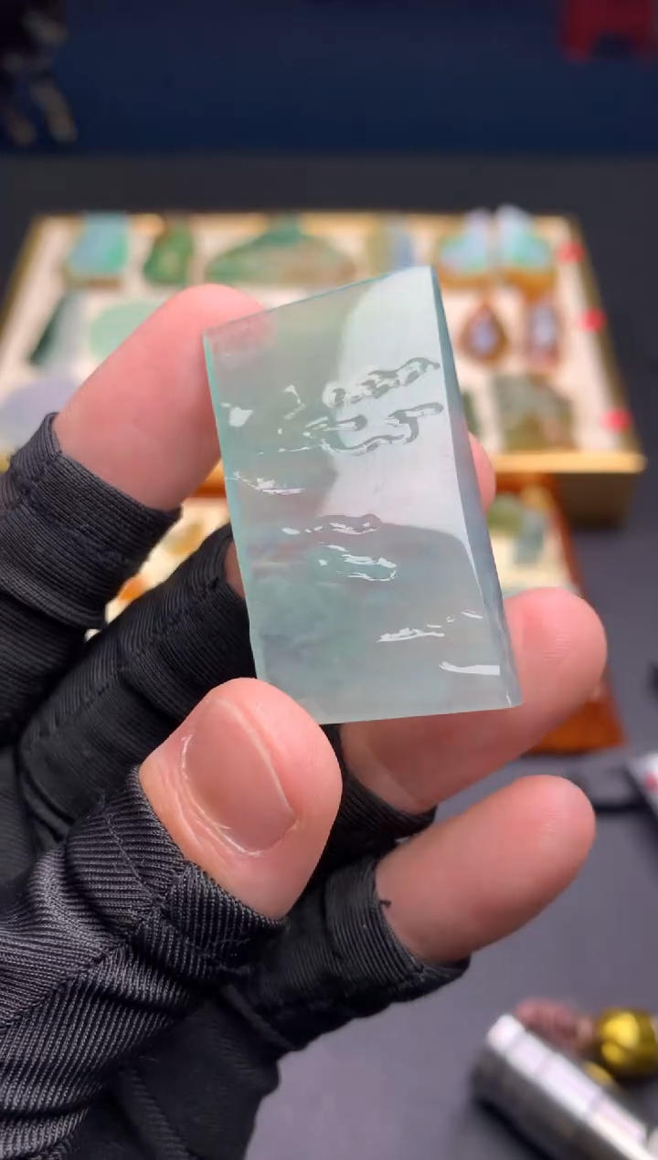 【闪购商品】定制翡翠未镶嵌            