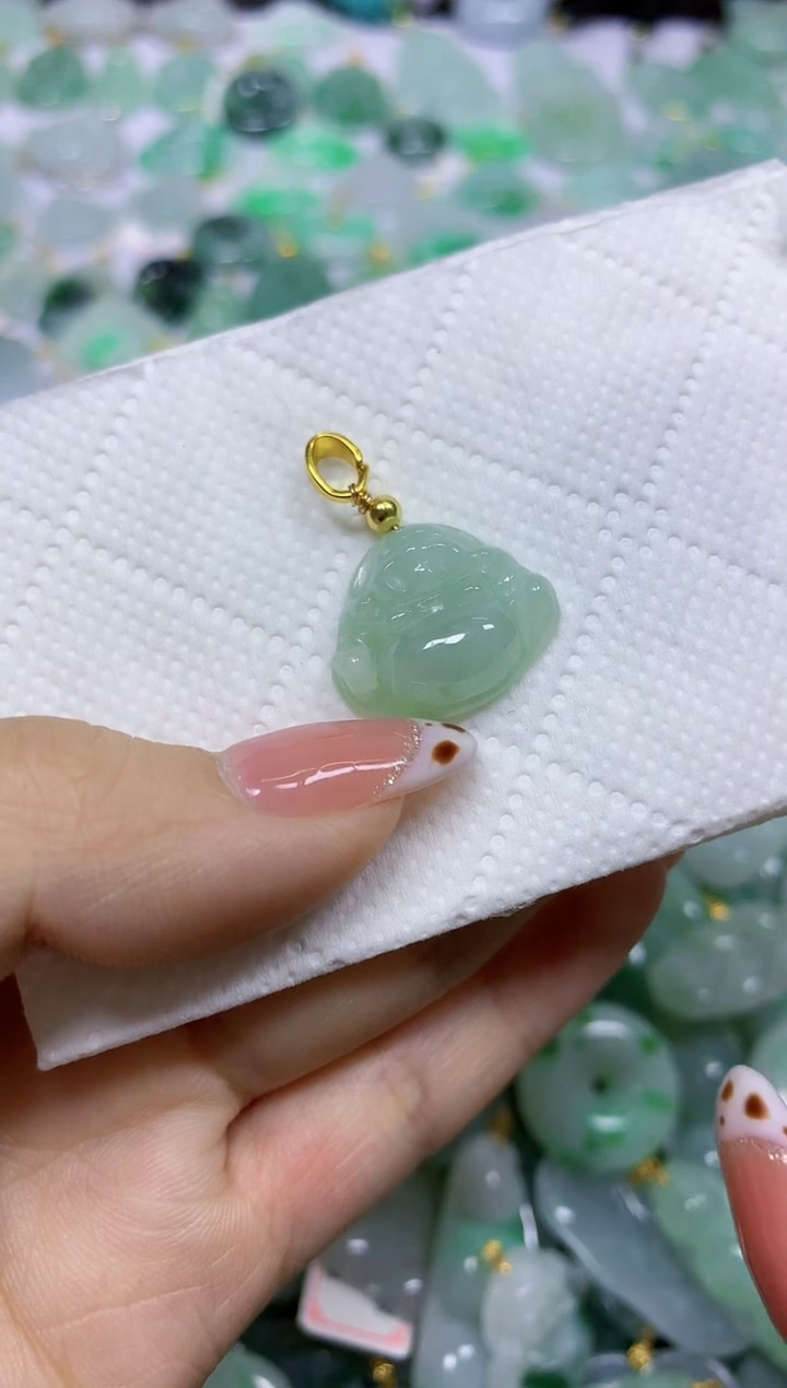 颈饰未镶嵌翡翠天然翡翠A货