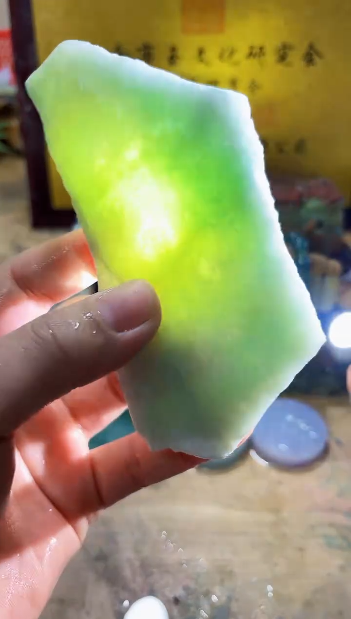 未镶嵌挂件翡翠A货常星7411