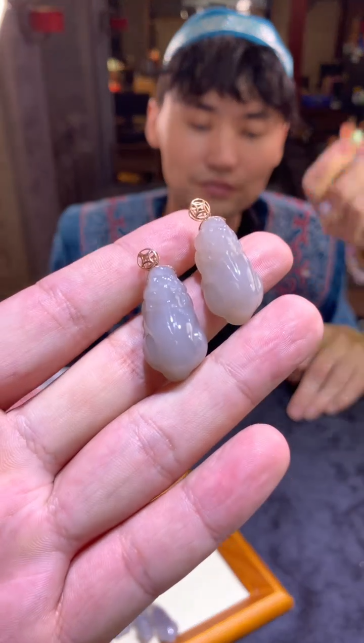 和田玉金镶嵌颈饰7002284/061/多样性发/1件