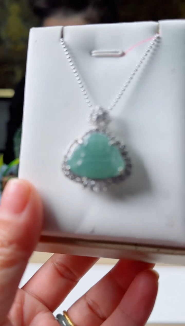 【闪购商品】翡翠颈饰未镶嵌多样性随机发其一