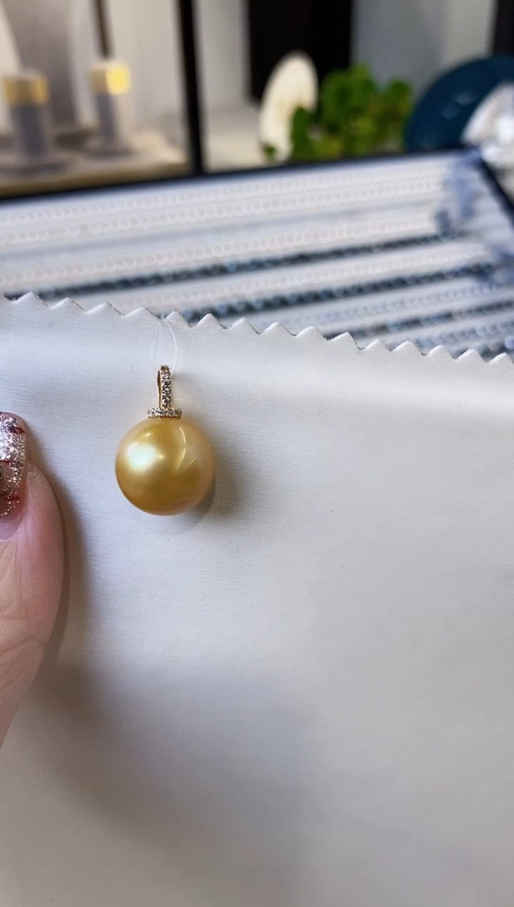 【闪购商品】海水珍珠吊坠(不含链)18K金镶嵌14-15南洋金珍珠吊坠