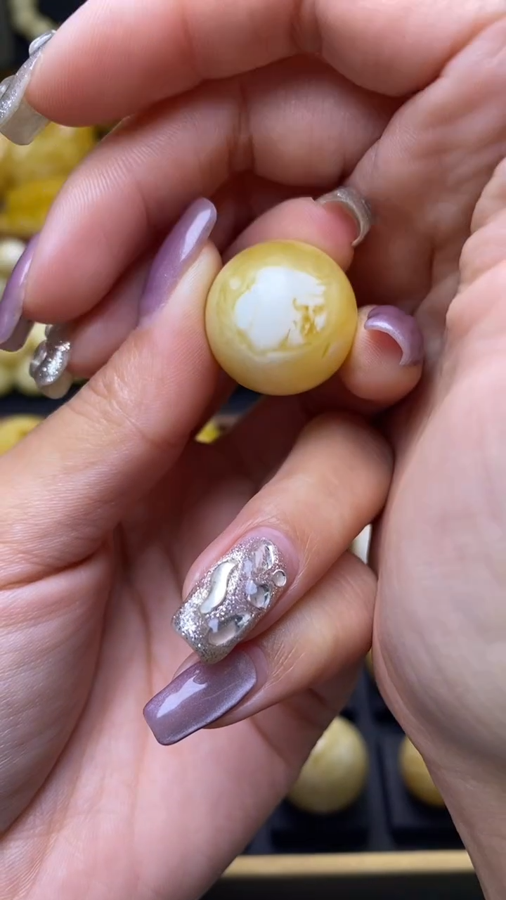 【闪购商品】琥珀裸石未镶嵌葵. 21