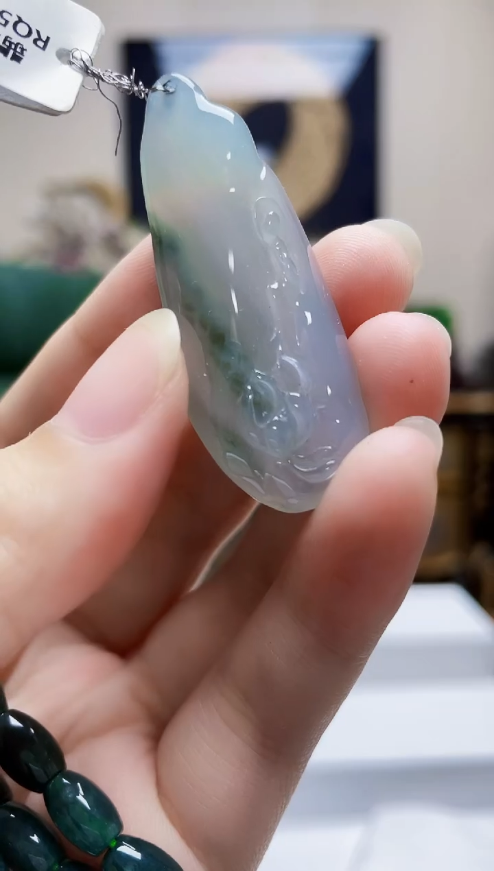 未镶嵌定制翡翠吊坠198