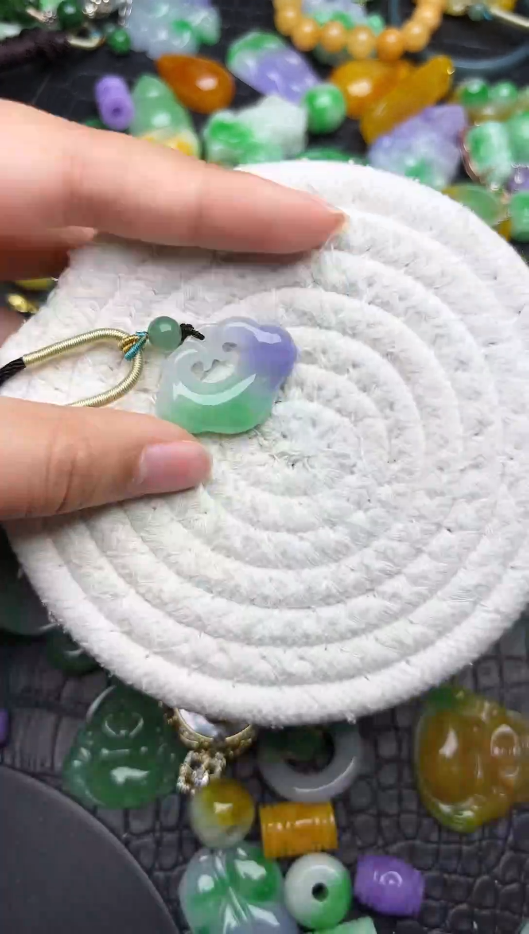 颈饰未镶嵌翡翠缅甸翡翠吊坠