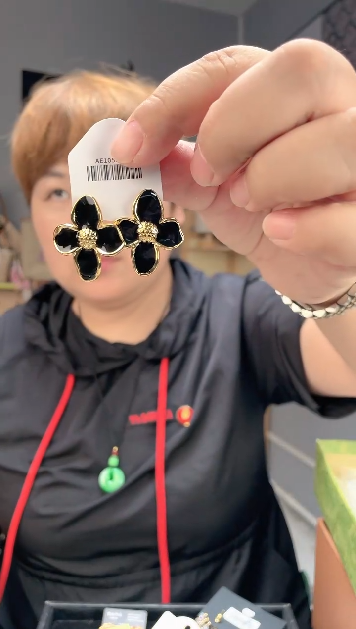 耳062                1