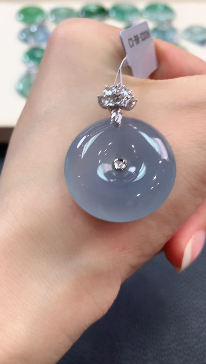 【闪购商品】翡翠吊坠(不含链)18K金镶嵌b108不退换有色差